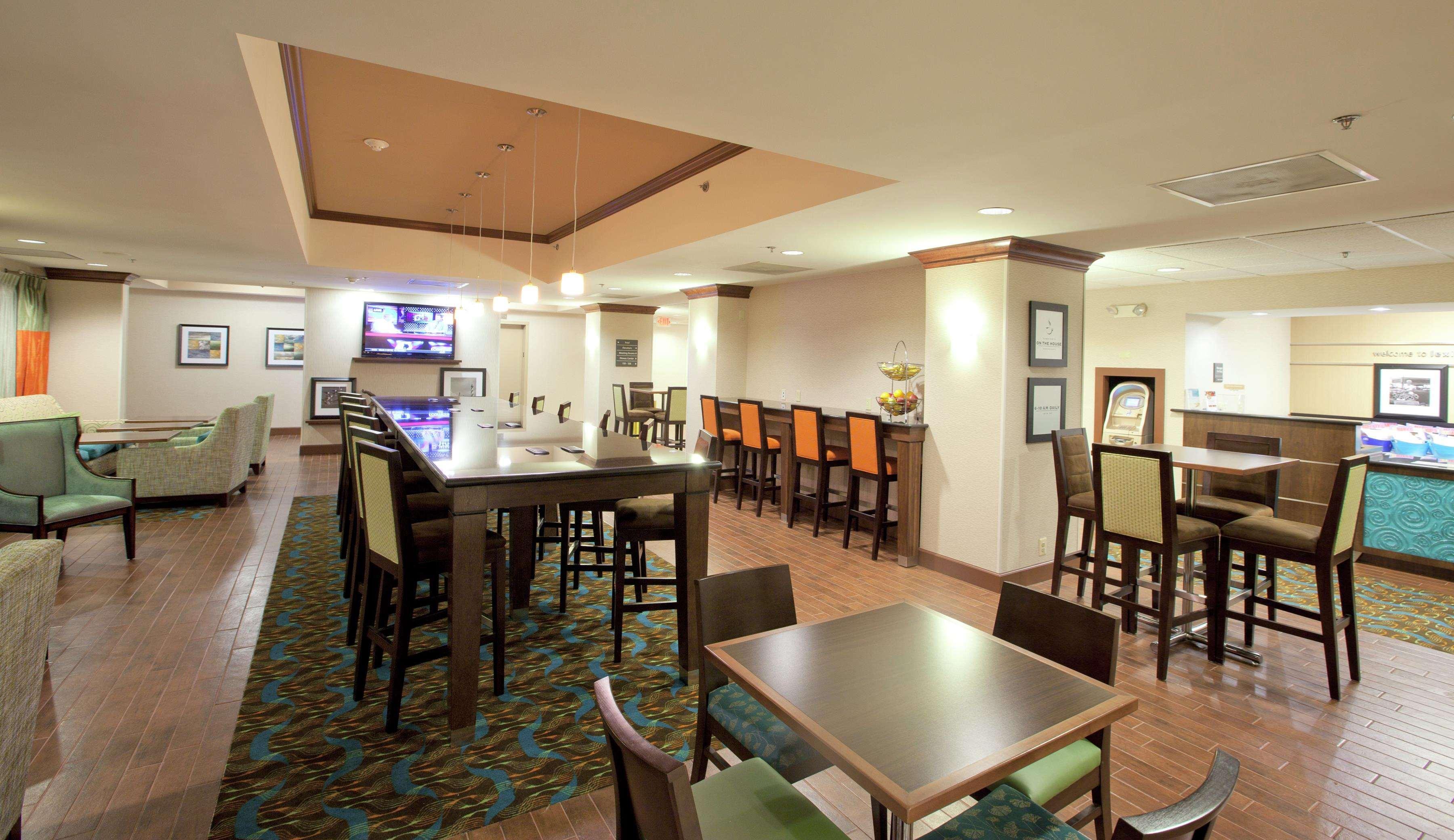 Hampton Inn Lexington Park Restaurant foto